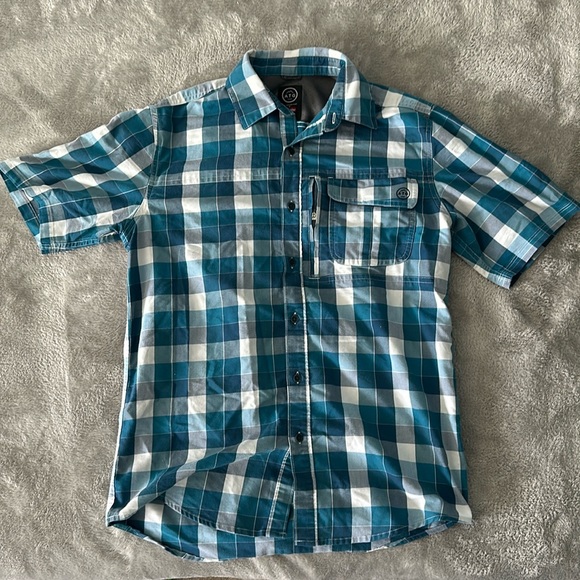 Small Checkered Blue Button down, Relaxed fit, light use, trail, men’s. - Picture 1 of 5